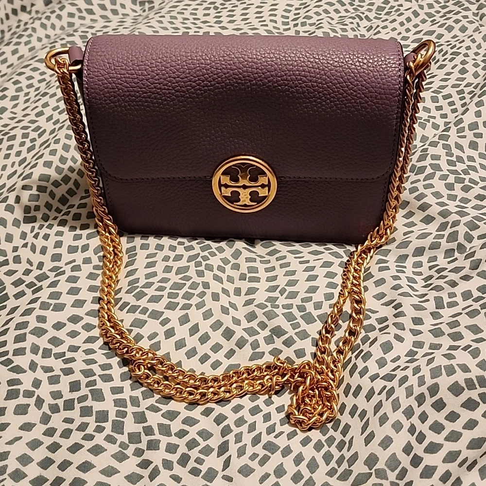 Tory Burch Olivia Pebbled Leather Crossbody Bag – Claret NWT